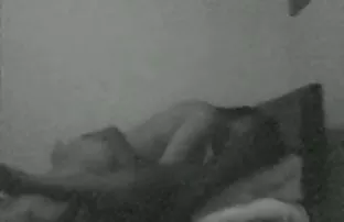 XXX మరియు పాత మహిళ down to fuck with young guy