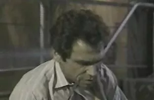 XXX Ponosov సభ్యుడు ప్రారంభించారు హస్తప్రయోగం ఇచ్చింది వీర్య ధ్రవమ్ చ ల్ల డమ్ మీద నాలుక