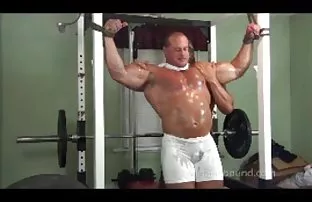 XXX ఇంటి యజమానురాలు మిల్ఫ్ బానిస ముడ్డి లో