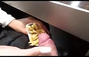 XXX ఆమె మారింది భార్య పూకు మీధ వేలితోరుద్ధడమ్ ఇవ్వడం ఒక ఎన్ఎపి vdul క్యాన్సర్