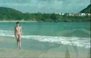 XXX ఫక్ ఒక అమ్మాయి ద్వారా ఒక రంధ్రం లో లఘు చిత్రాలు