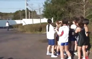 XXX జ్ఞాపకాలను సహాయపడింది అమ్మాయి తో masturbate వేళ్లు మరియు వీర్య ధ్రవమ్ చ ల్ల డమ్