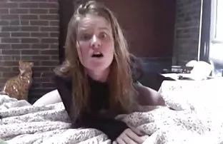 XXX ఉపయోగంలేని స్త్రీ కోసం సిద్ధంగా ఉంది. హస్త ప్రయోగం ఆరుబయట