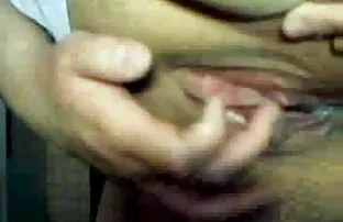 XXX 18 సంవత్సరం పాత గర్ల్ ఇబ్బంది పెట్టాడు కోసం బక్స్