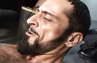 XXX అందమైన పతిత పిసికి పాయువు లో నటించటం