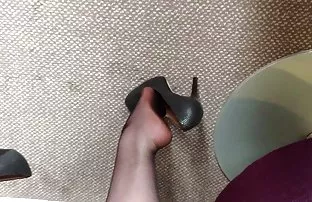 XXX మనసులు పఠనం తన మొడ్డ