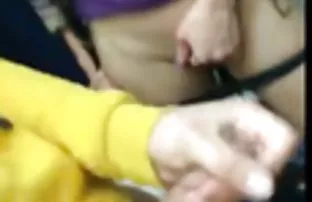 XXX ఒక ఇష్టమైన భంగిమలో కుక్కలు కెమెరా