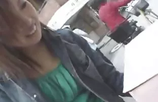 XXX అందమైన యువ చిక్ sucks మరియు Fucks క్యాన్సర్