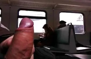 XXX ప్రియురాలు డ్రాయరు లో rides cock