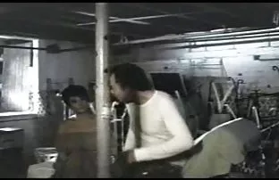 XXX టీ ఆహ్వానించారు ఘనీభవించిన ములాట్టో మరియు వేడెక్కినప్పుడు తన షాట్