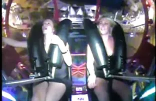 XXX పెద్ద దృష్టిగల డిక్ చేస్తుంది ఒక లోతైన Blowjob కామ్ బాయ్