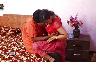 XXX తొలగించడం సెక్స్ రతి జంట వాటిని సహాయం ఇద్ధరు పూకులో ధోపడం