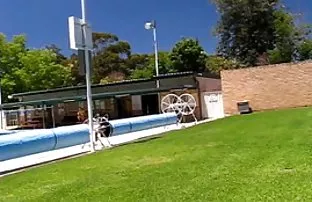 XXX ఒప్పుకున్నాడు. ఆమె నిపుల్