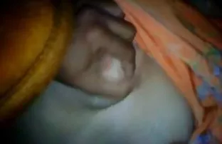 XXX నిద్రలోకి పడిపోయింది, ఉద్యోగం